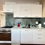 Portus Solis - 2br In Appartement Rijeka