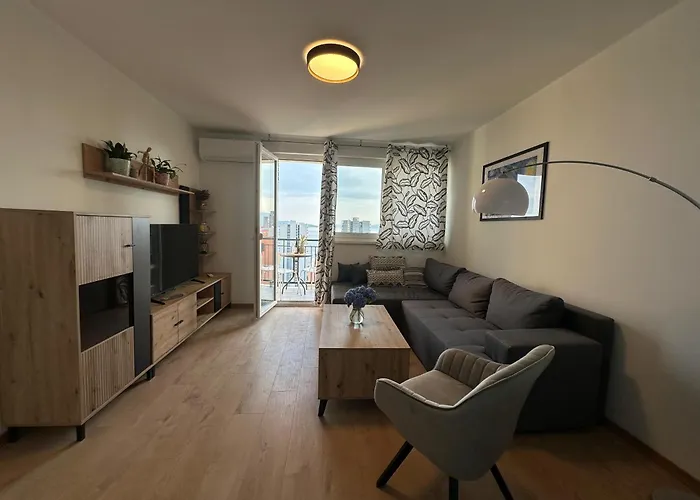 Apartman Portus Solis - 2br In Fiume