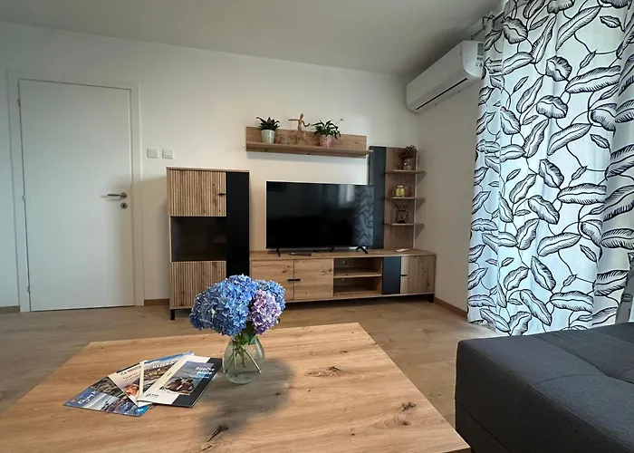 Portus Solis - 2br In * Риека