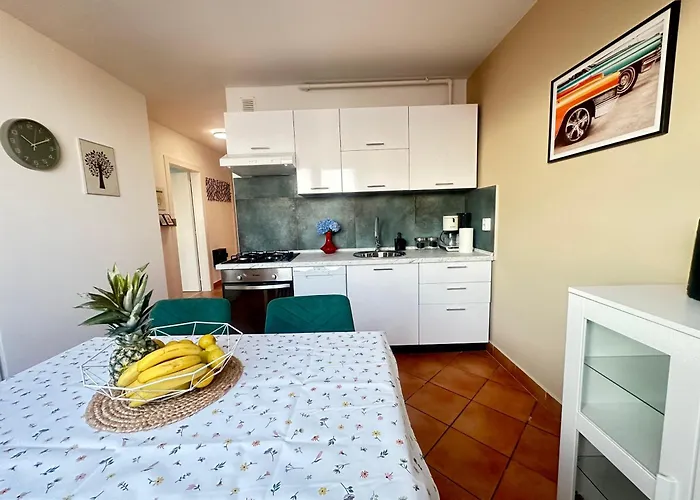 Portus Solis - 2br In