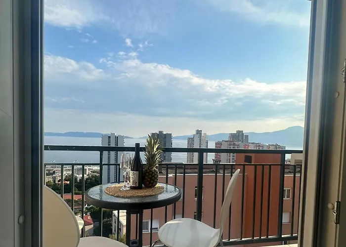 Portus Solis - 2br In Апартаменты Риека